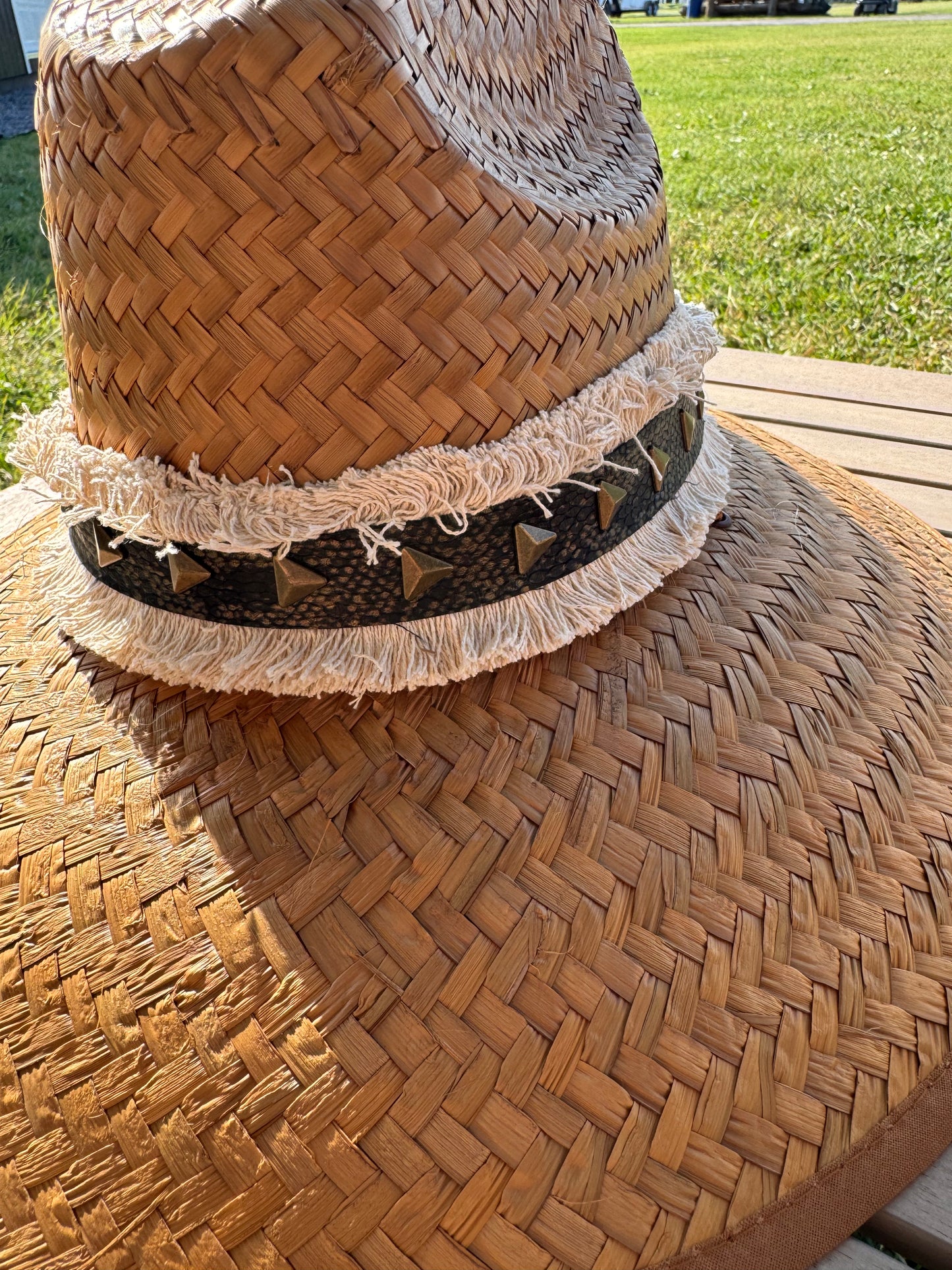 Chapeau Island Girl